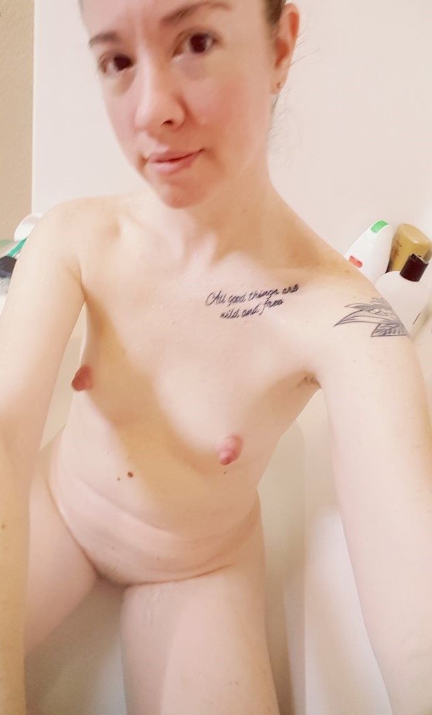 g00dLookingNorah from Windsor and Maidenhead,United Kingdom